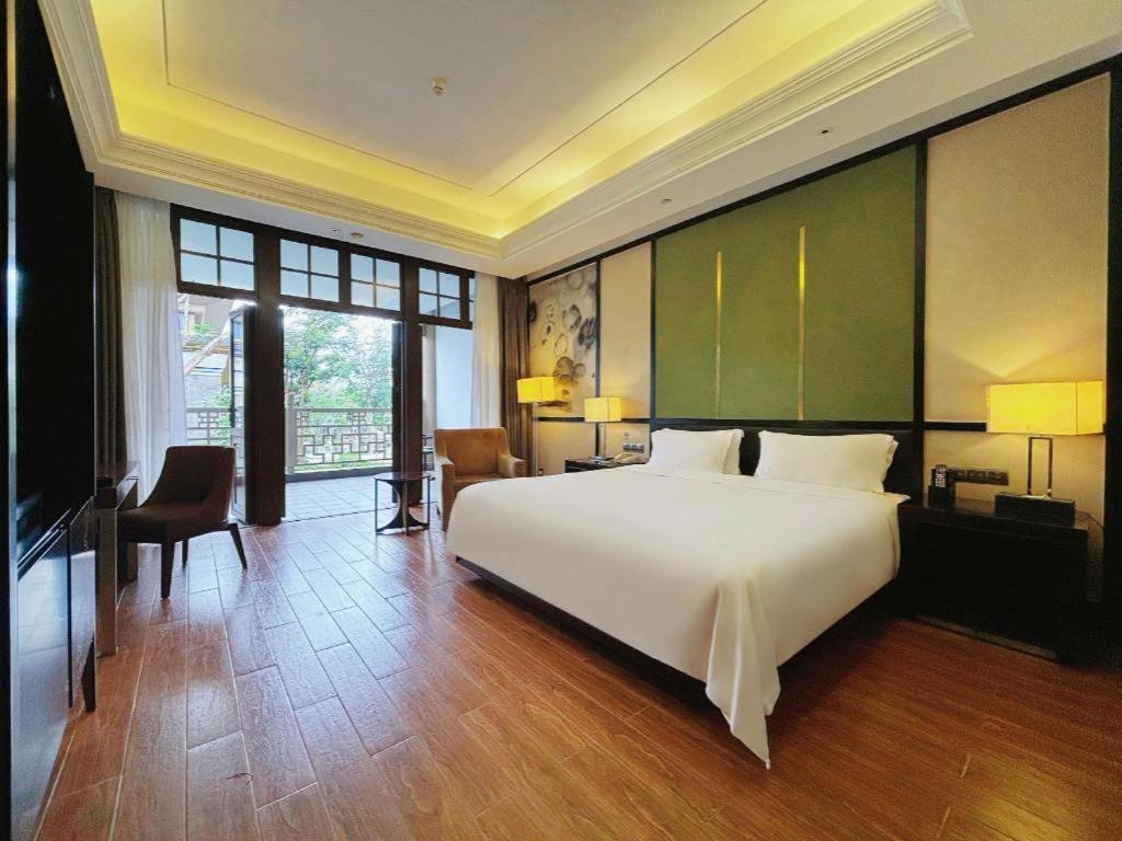 Eadry Royal Garden Hotel Haikou Haikou  Exterior photo