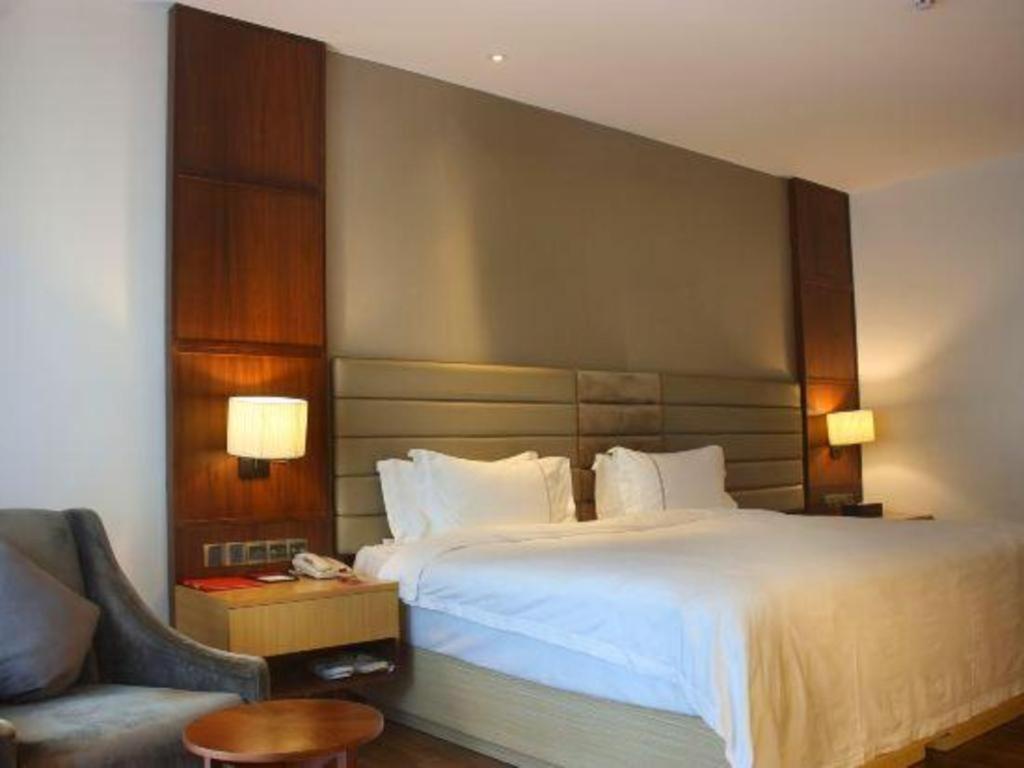 Eadry Royal Garden Hotel Haikou Haikou  Exterior photo