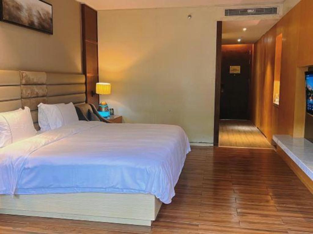 Eadry Royal Garden Hotel Haikou Haikou  Exterior photo
