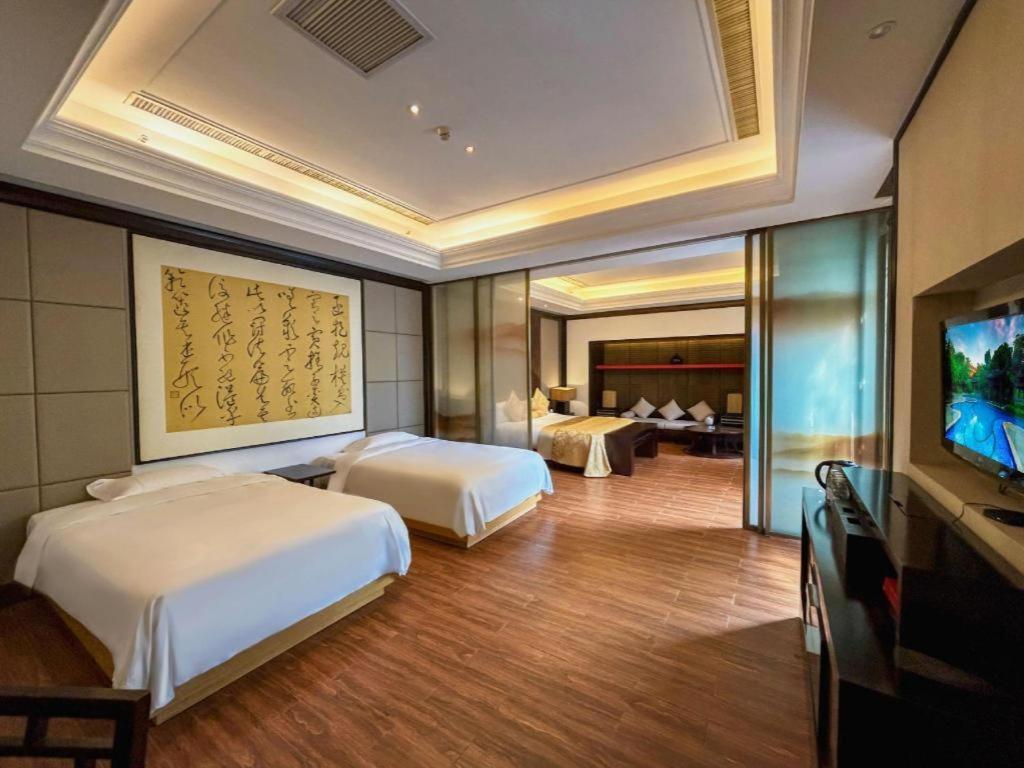 Eadry Royal Garden Hotel Haikou Haikou  Exterior photo