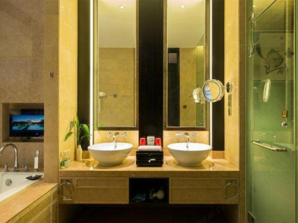 Eadry Royal Garden Hotel Haikou Haikou  Exterior photo