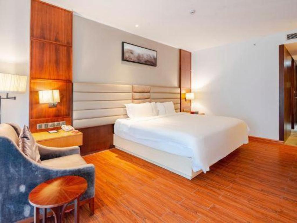 Eadry Royal Garden Hotel Haikou Haikou  Exterior photo